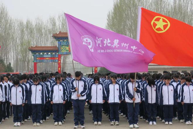 河北软件职业技术学院管理严吗_河北职业软件技术学院地址_河北软件职业技术学院占地