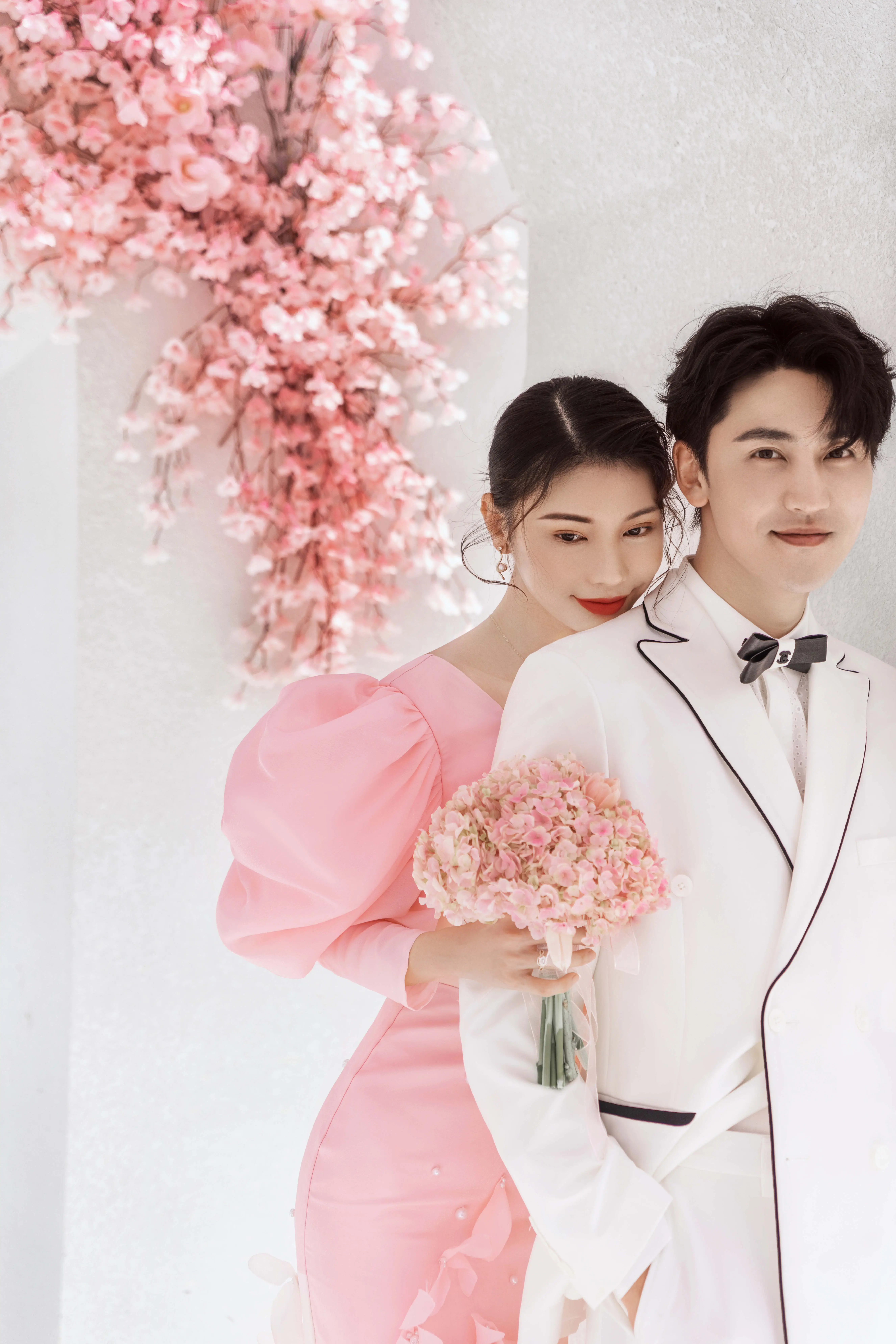 把照片p成婚纱照的软件_婚纱照片p图软件_p成婚纱照的软件