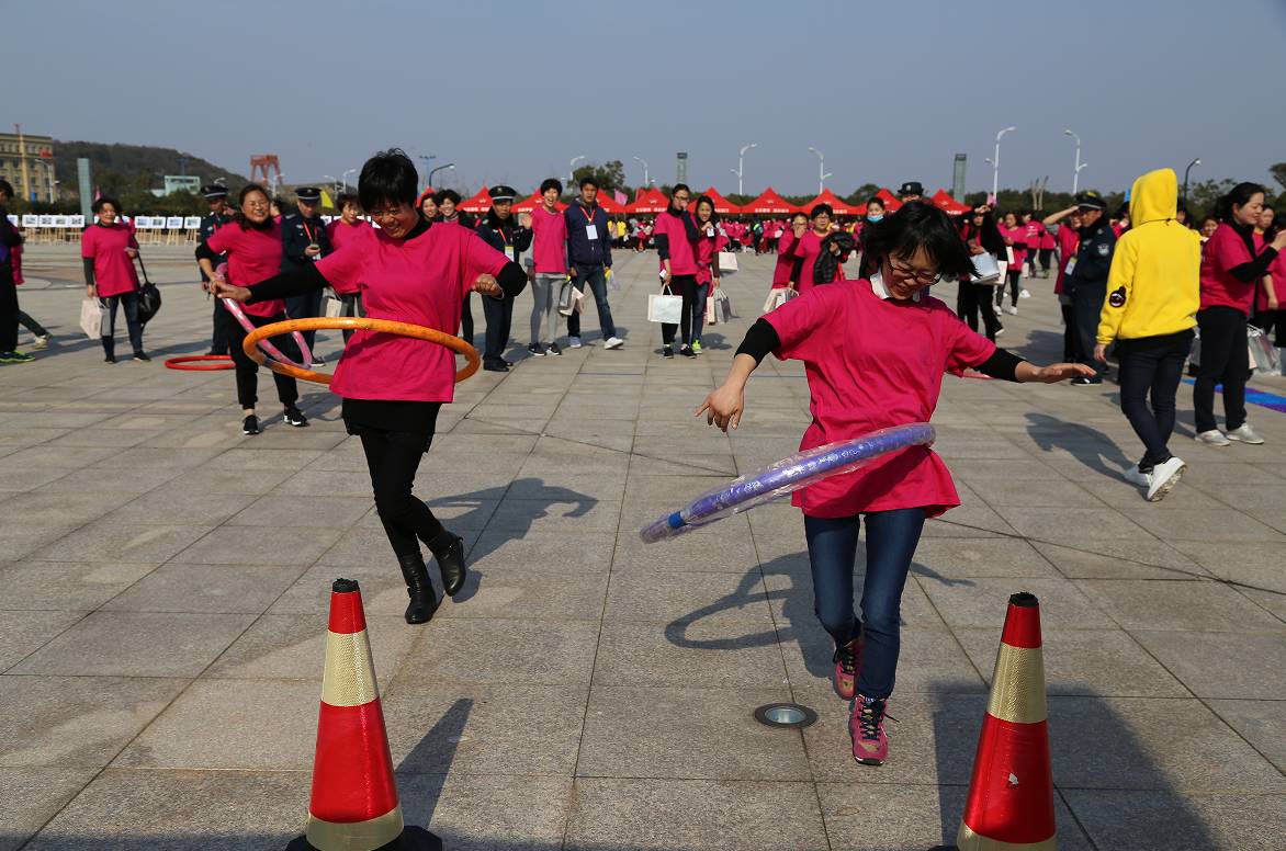 指压板跳绳游戏名字_指压板跳大绳游戏规则_指压板跳绳游戏规则大全